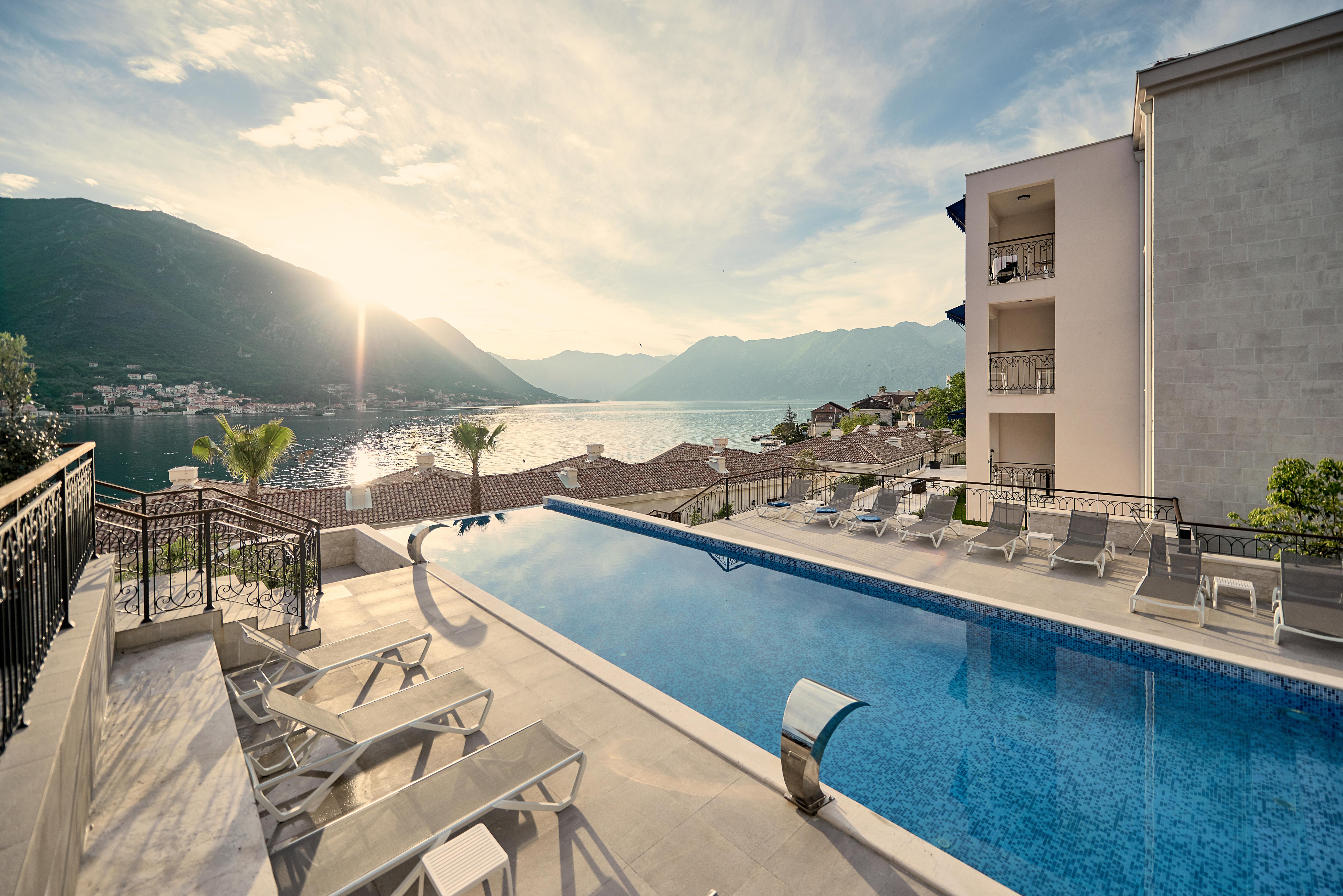 Huma Kotor Bay Hotel And Villas Exterior foto